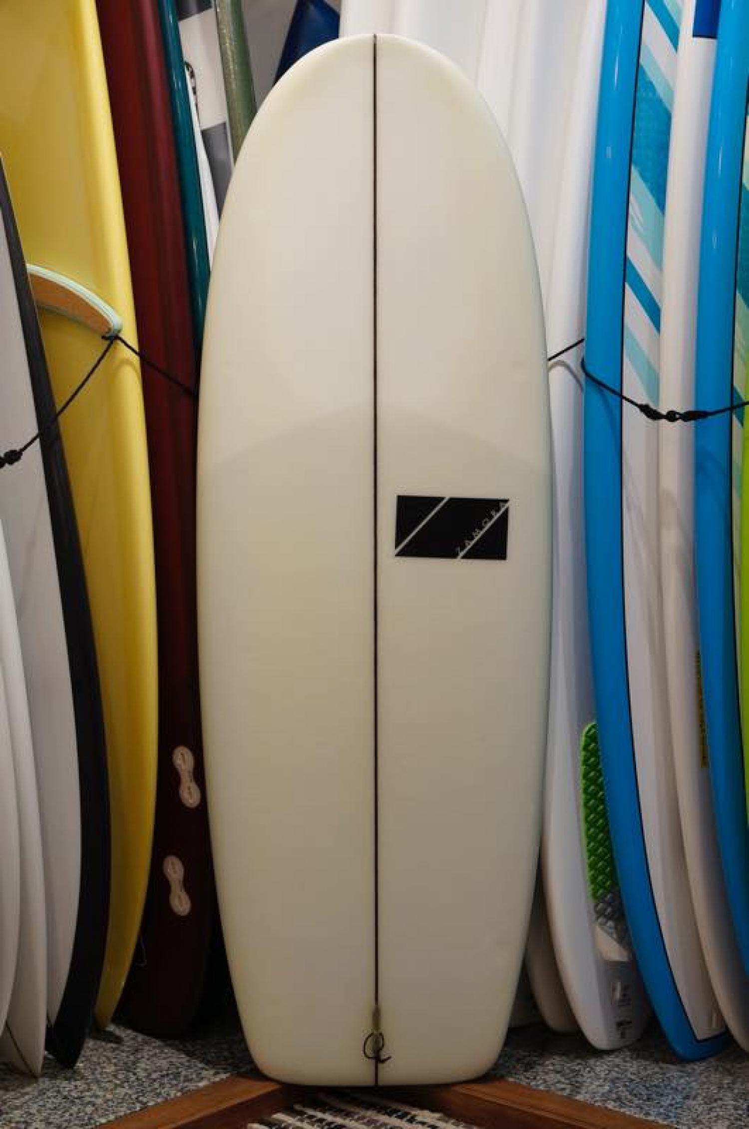 USED BOARDS (Zamora MINI SIMMONS 5.2)|沖縄サーフィンショップ「YES