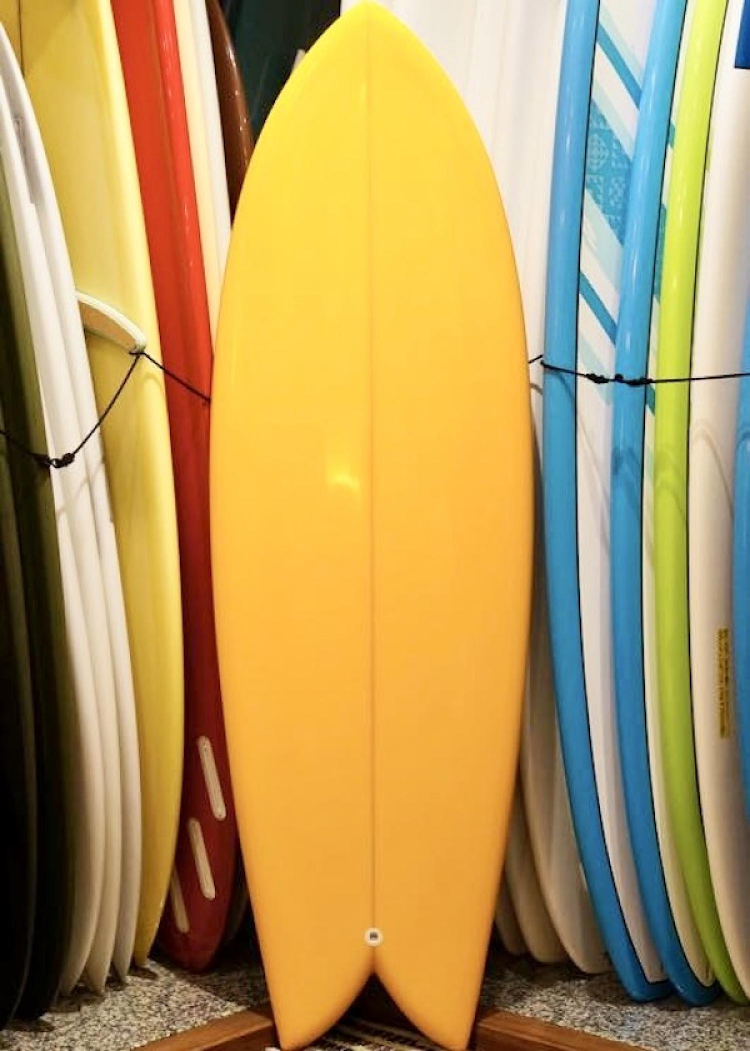 商談中 RMD SURFBOARDS 5.9 Hybrid Twin Yellow Tint