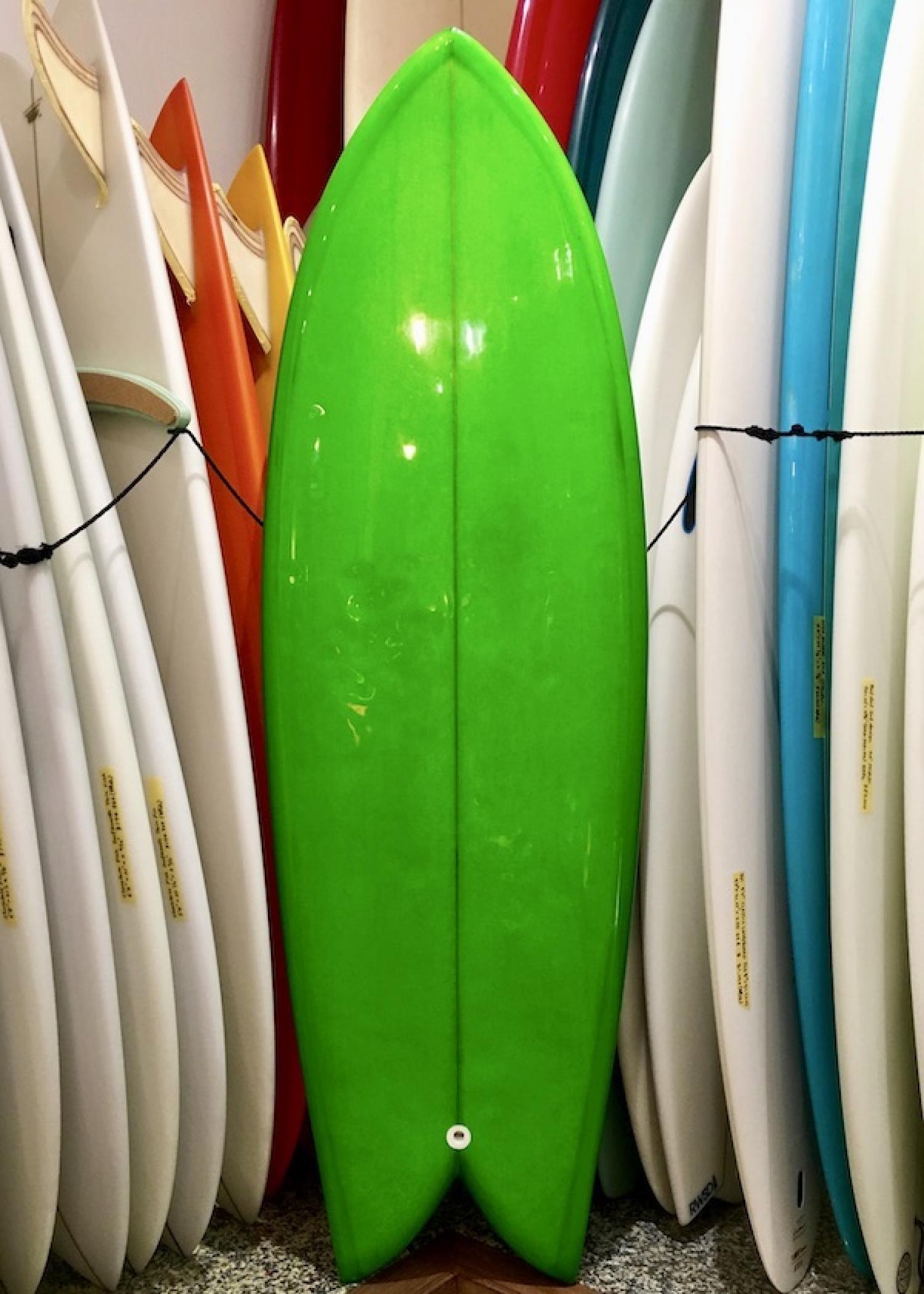 USED BOARDS （RMD SURFBOARDS 5.5 Hybrid Twin）