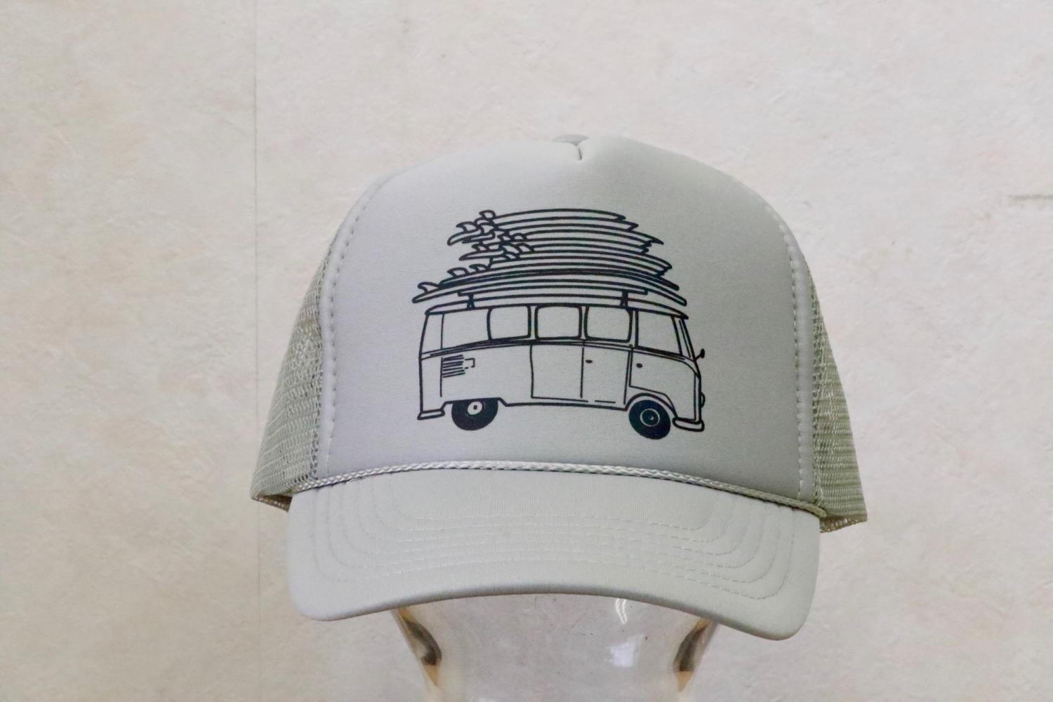 Surfy Surfy Board on Car Roof Design TRUCKER HAT For KIDS