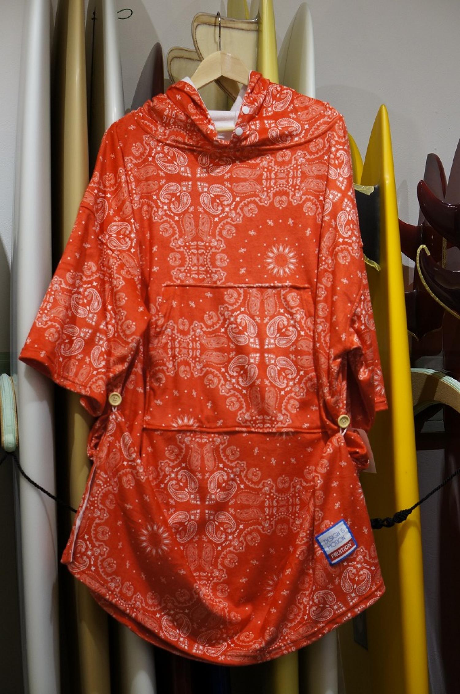 Outstanding water absorptivity, quick-drying, microfiber poncho of the gentle feel 3