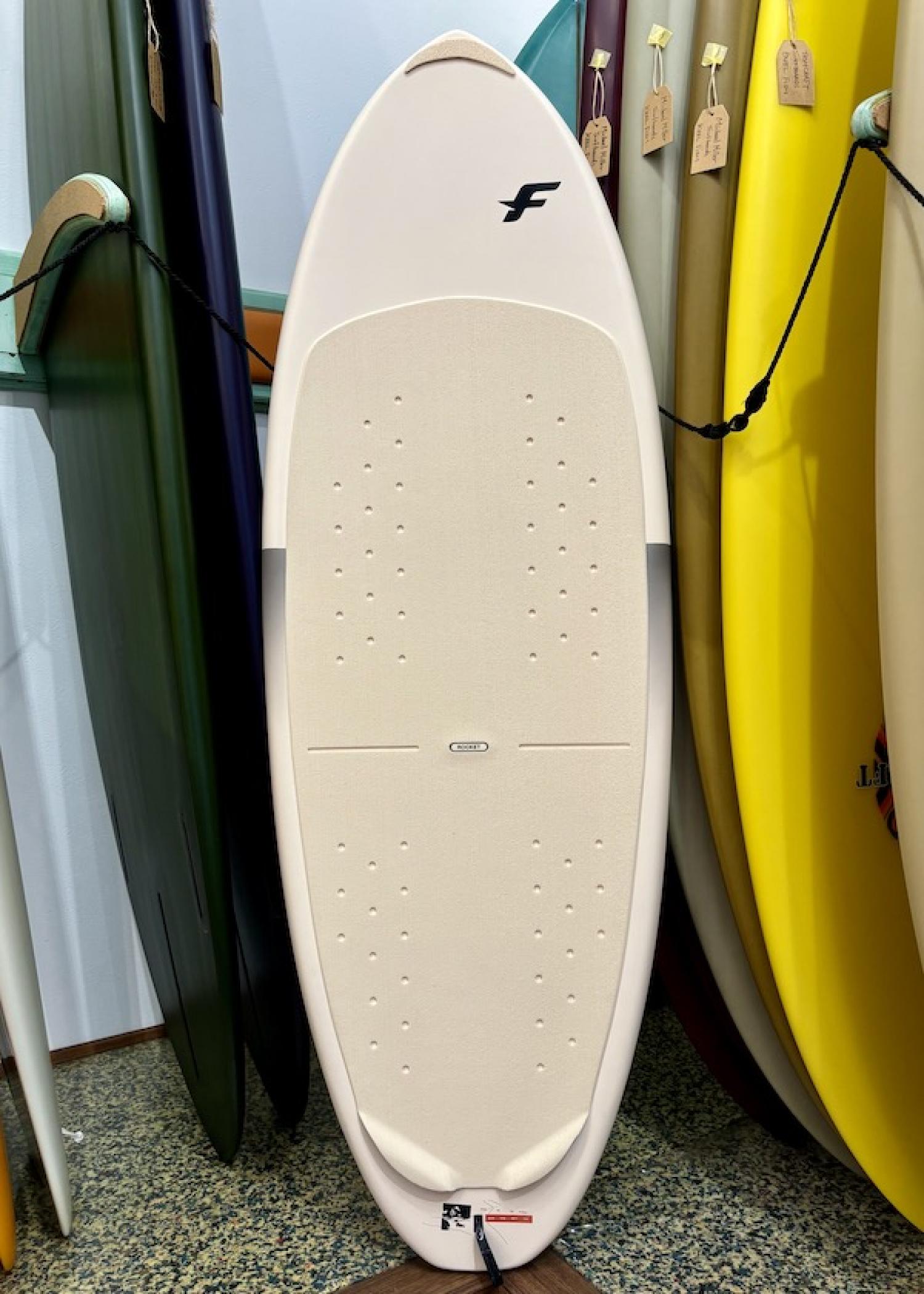USED BOARDS (ROCKET SURF F-ONE 4.5)