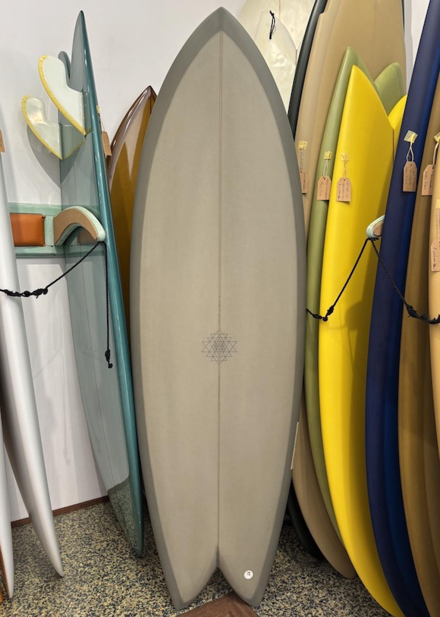 Rhythm Ace TWINZER 5.8 MANDALA CUSTOM SHAPES