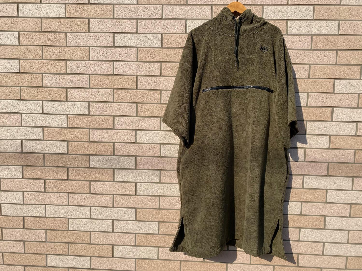［AXXE Classic］Packeble Poncho
