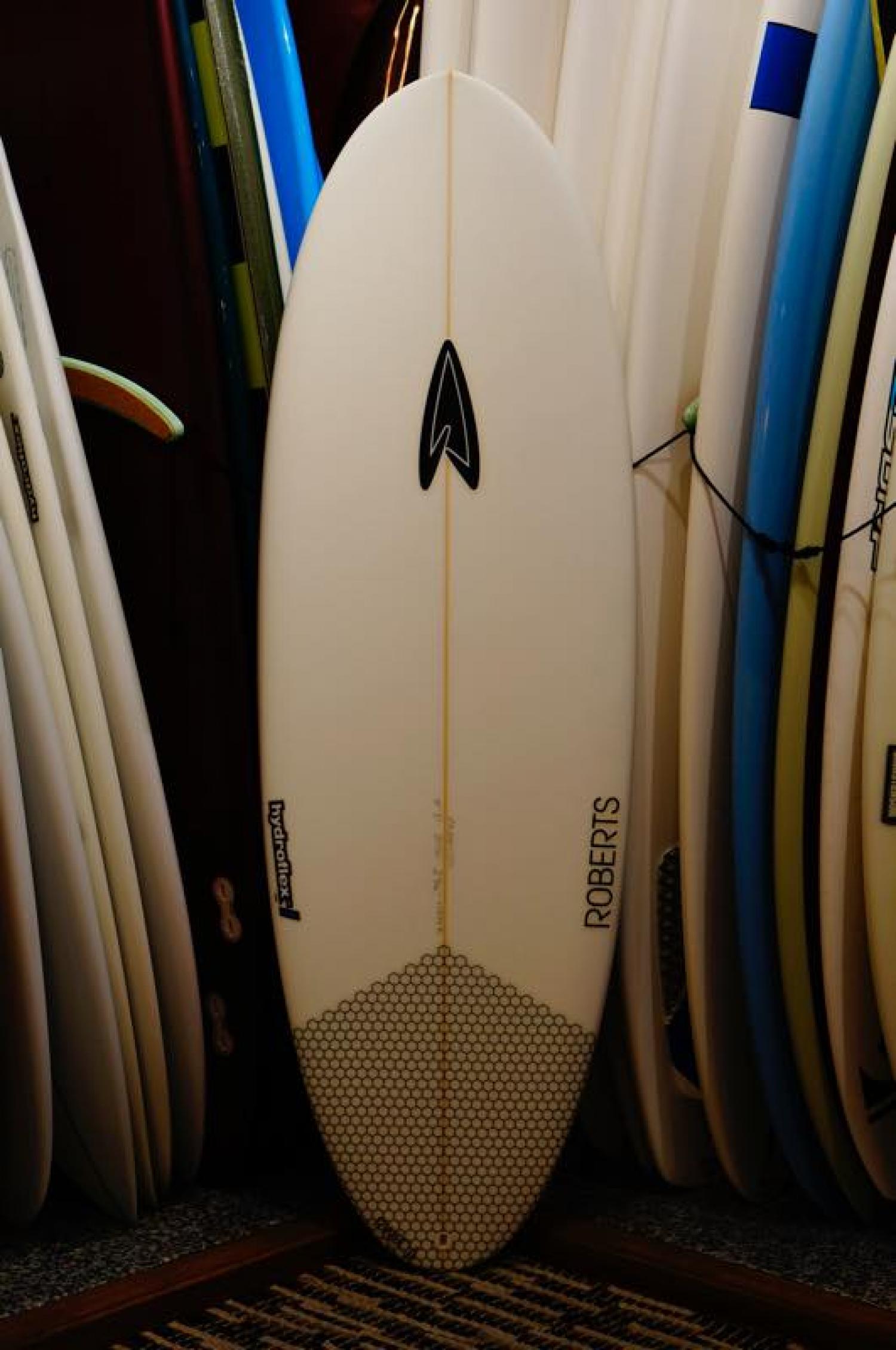 ROBERTS SURFBOARDS|沖縄サーフィンショップ「YES SURF」