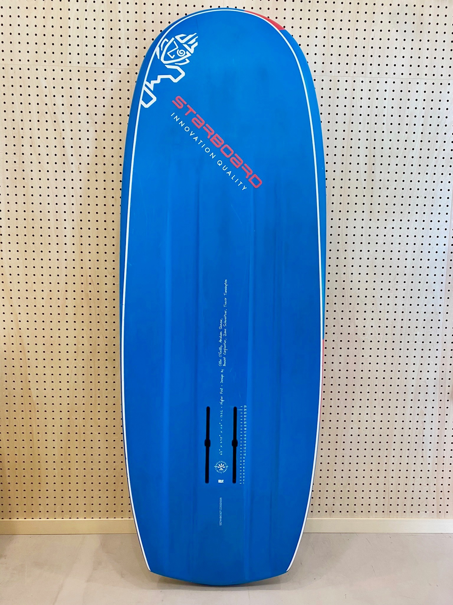 USED BOARDS (STARBOARD Hyper Foil 6.8×27.5 Blue Carbon)|沖縄