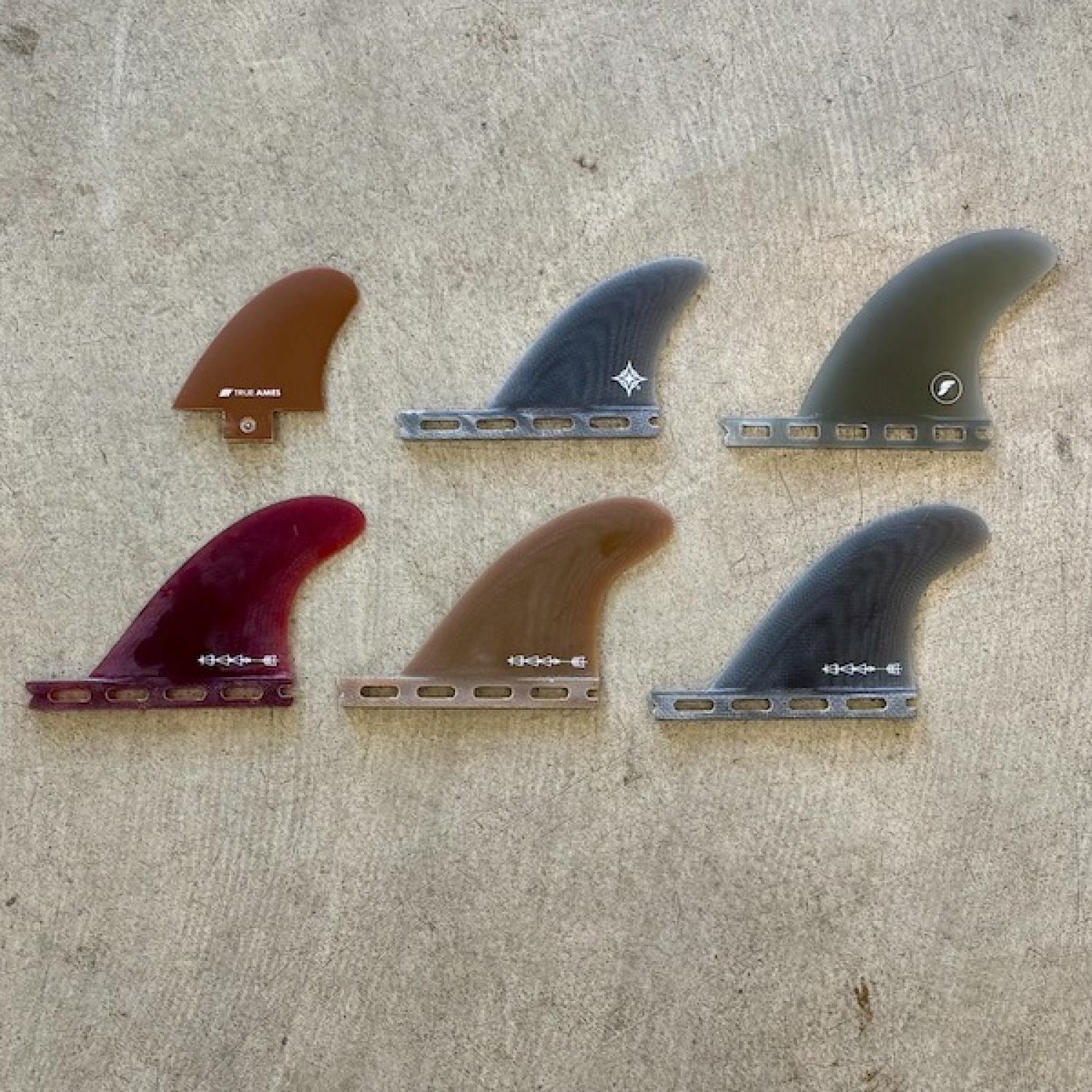 センタートレーラーフィン入荷